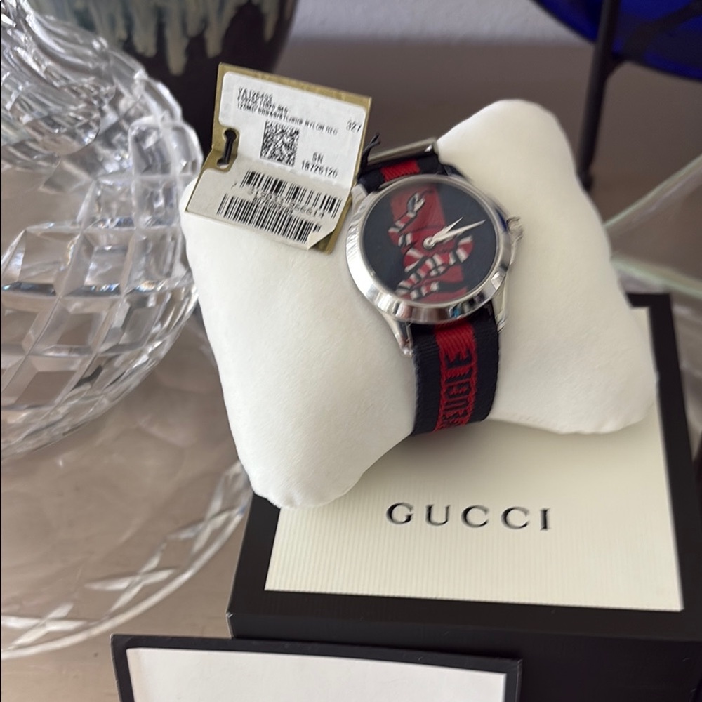 NWT Gucci “Le Marches des Marveilles” Watch.